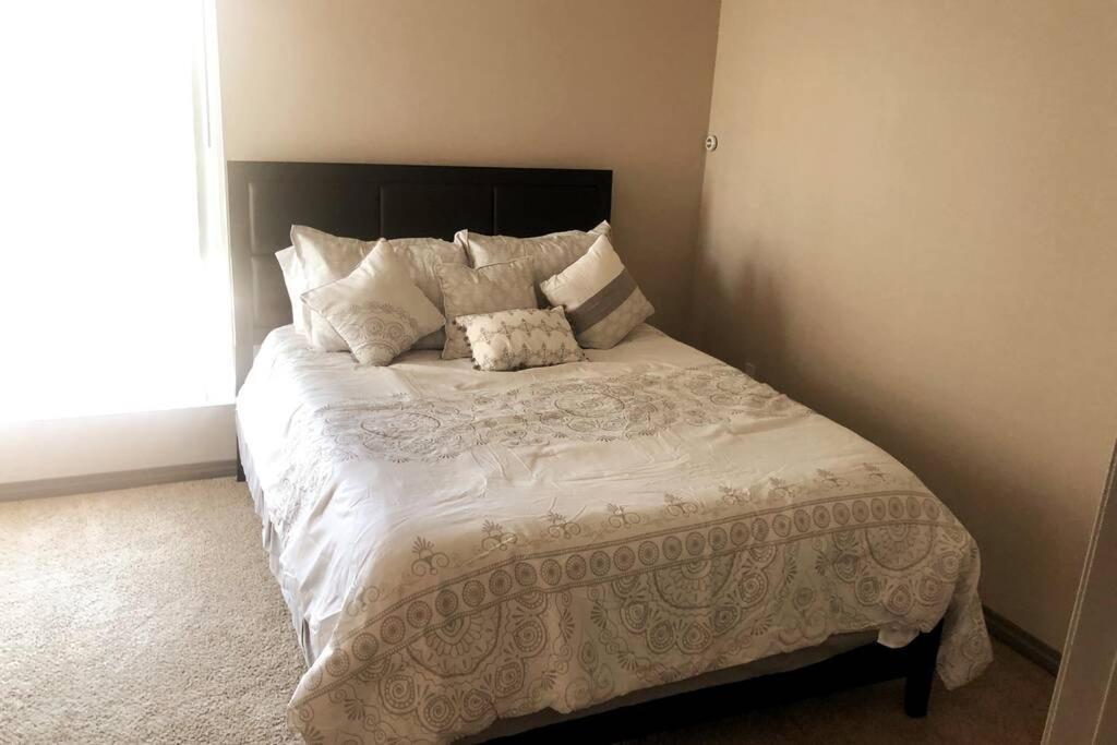 Apartamento Stylish & Comfy Steps To Beach Balcony Pkg Los Angeles
